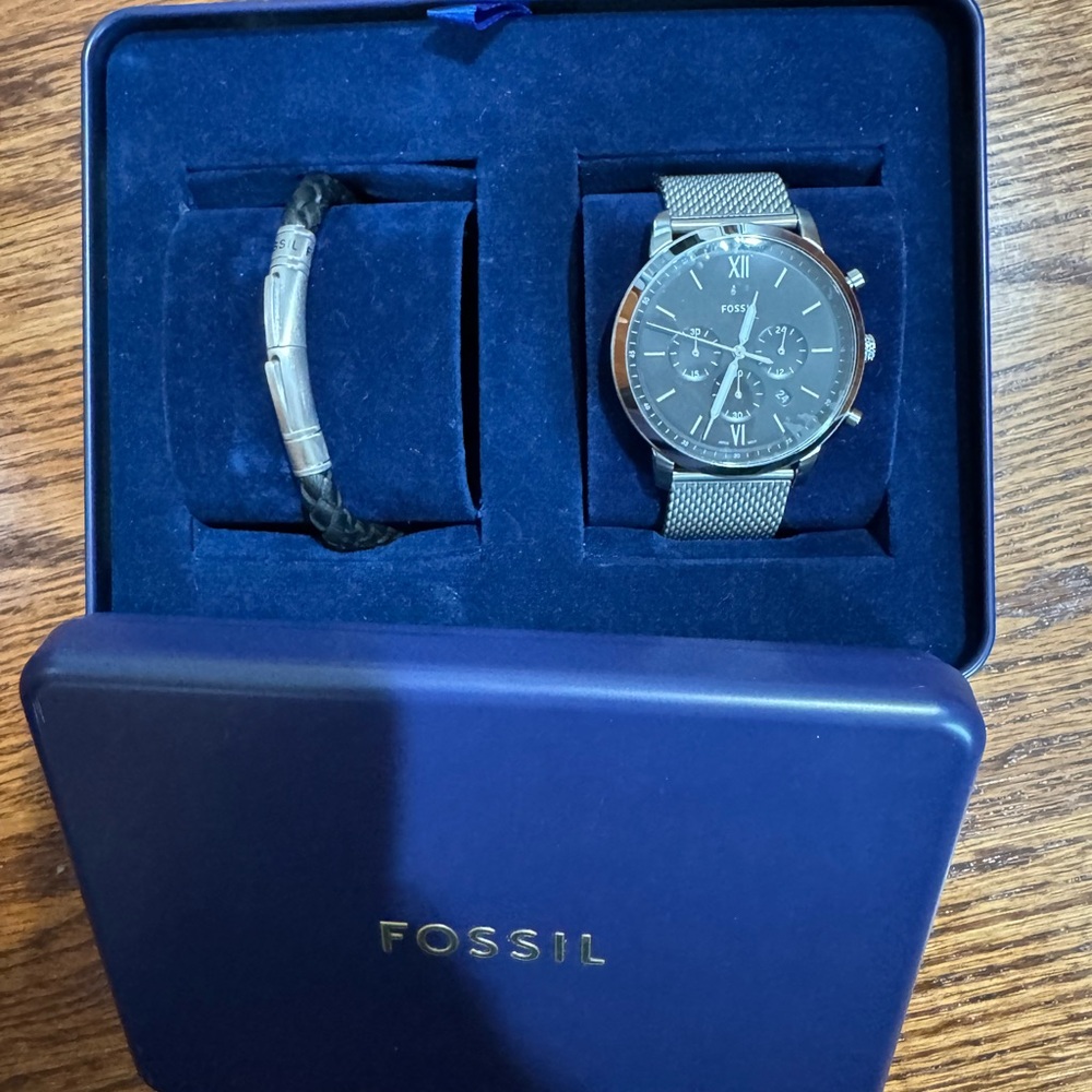 Fossil watch set